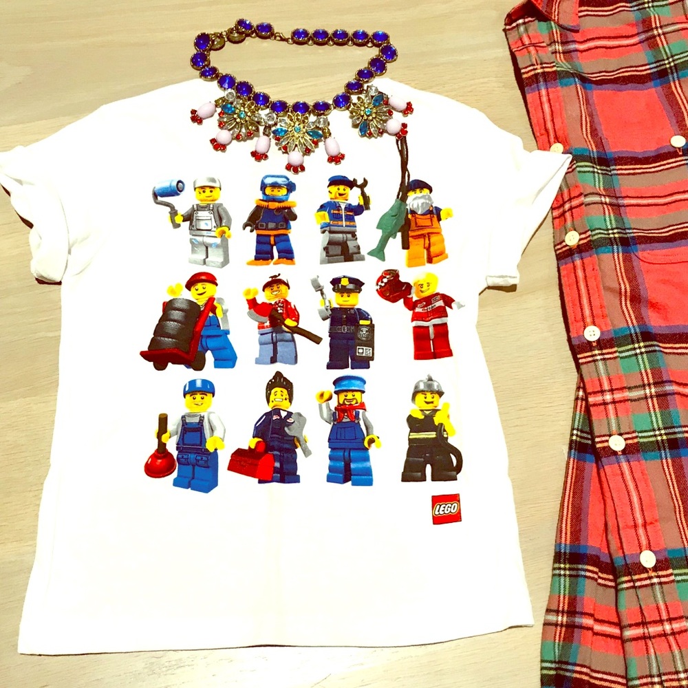 Epic threads size 6 kids/XS women LEGO t-shirt